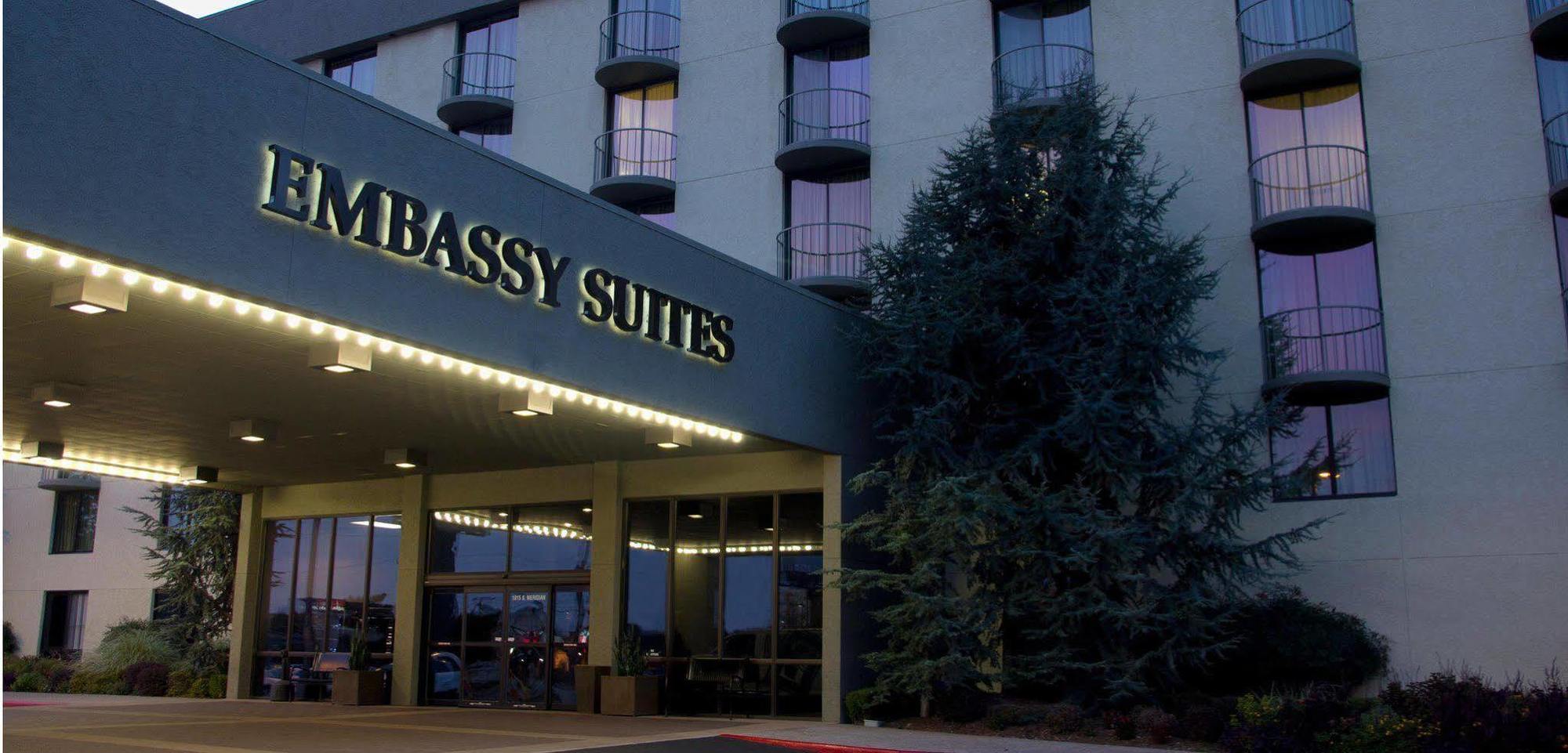 Embassy Suites By Hilton Oklahoma City Will Rogers Airport Ngoại thất bức ảnh